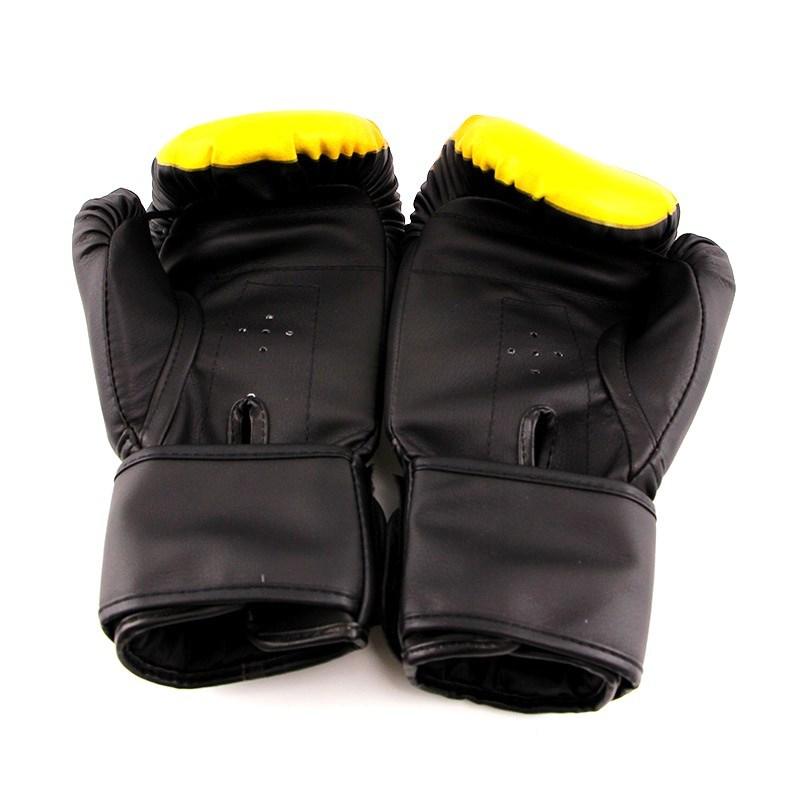 爆買い 子供用 ボクシング グローブ と 大人用 キック ミット