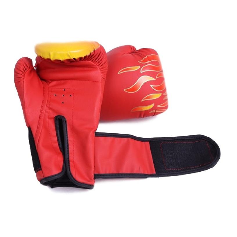 爆買い 子供用 ボクシング グローブ と 大人用 キック ミット