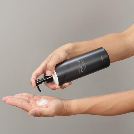 顔の印象が変わる 大人の若見せオールインワン B-Luce RIVIVE GEL 大