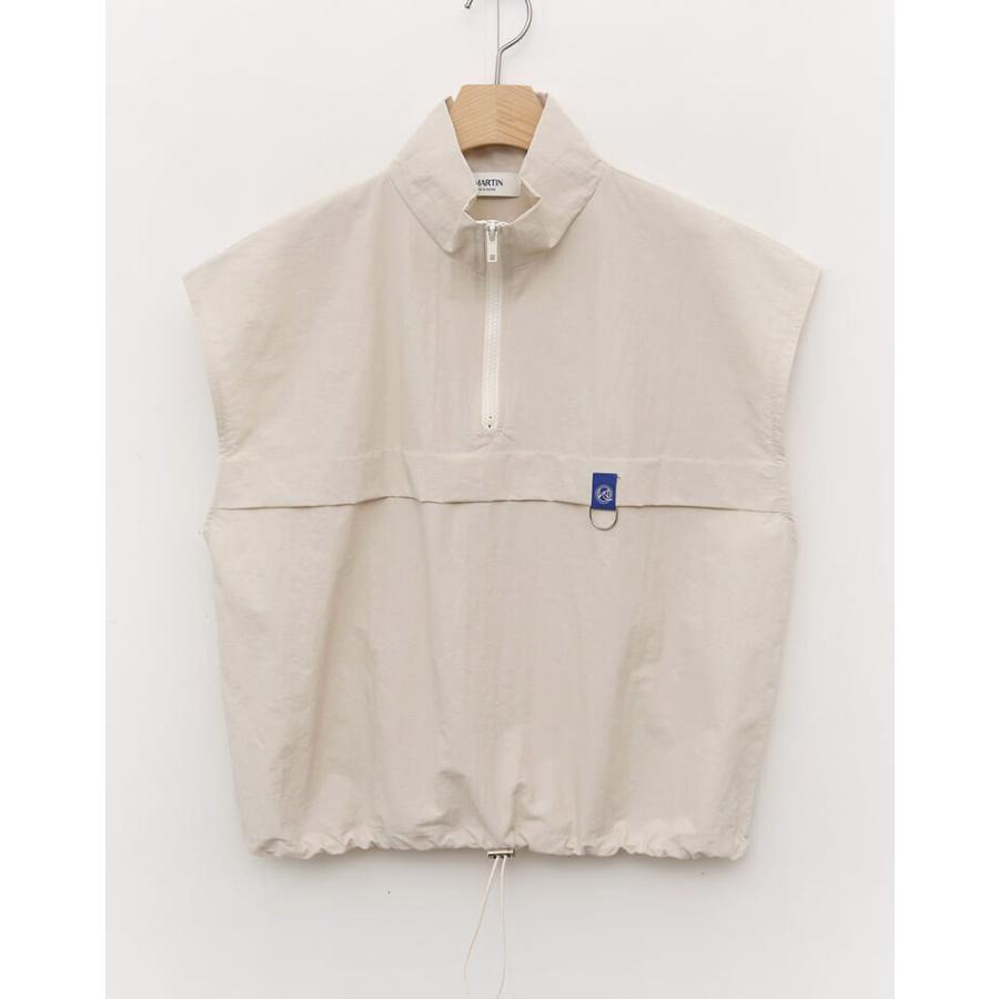 PING ナイロンジャケット　薄手　ペプラム　ウエスト絞れる　韓国ゴルフウェア PING ナイロンジャケット 薄手 ペプラム ウエスト絞れる 韓国