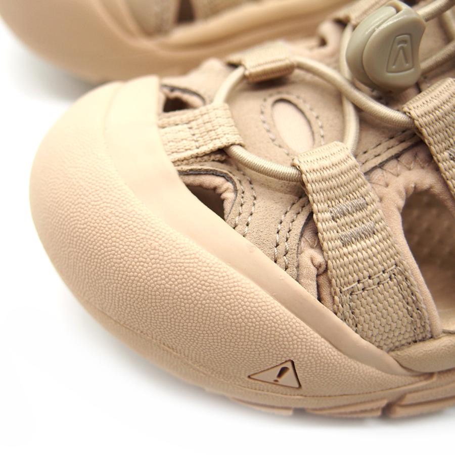 KEEN（キーン） ウィメンズ ニューポート H2 モノクローム/サファリ