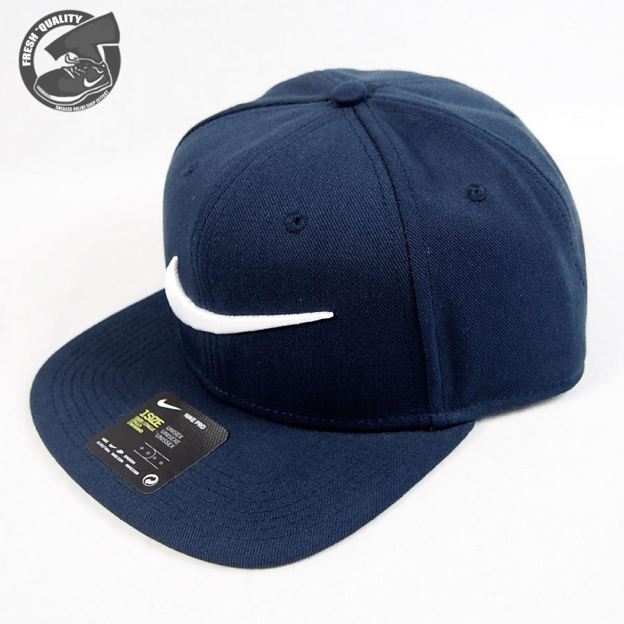nike swoosh pro cap