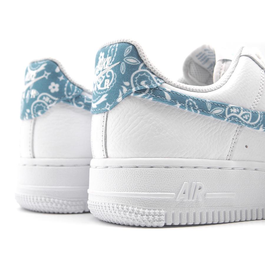 ナイキ ウィメンズ エアフォース1 '07 エッセンシャル ホワイト/ブルー ペイズリー レディース NIKE WMNS AIR FORCE 1 '07 ESS dh4406-100｜joyfoot｜07