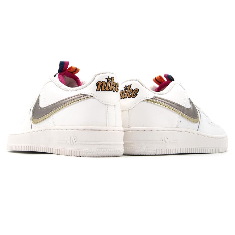 NIKE（ナイキ） 【並行輸入品】ナイキ エアフォース1 LV8 (GS) オフ