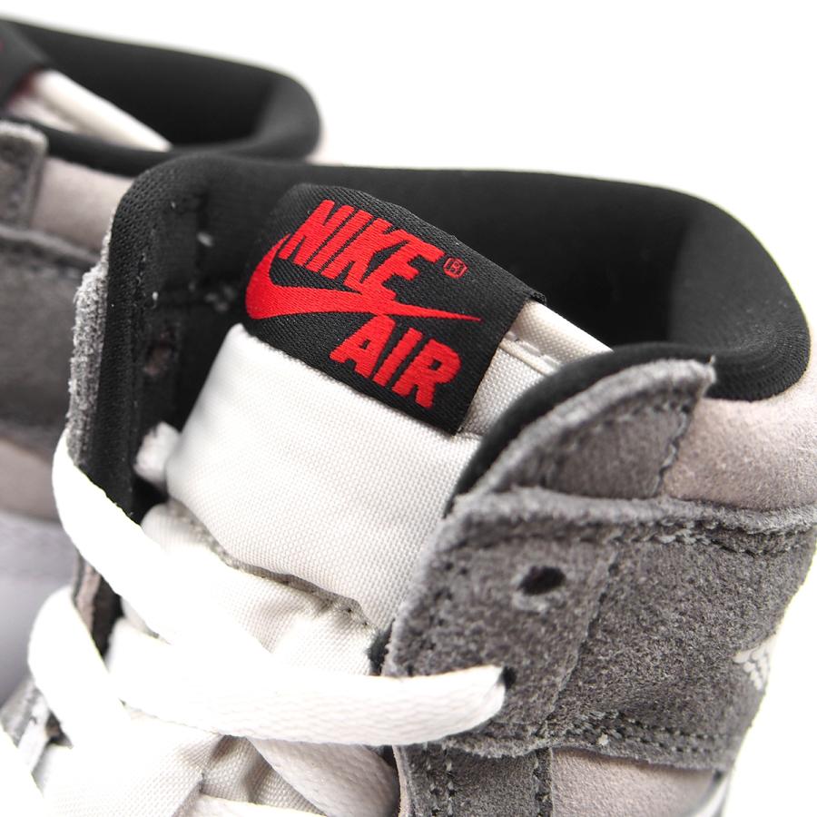 NIKE ナイキ エアジョーダン 1 レトロ ハイ OG ブラック NIKE ナイキ エアジョーダン 1 レトロ ハイ OG ブラック