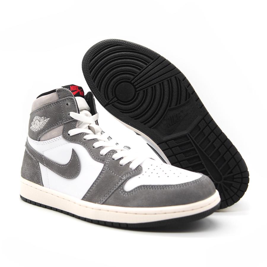 NIKE ナイキ エアジョーダン 1 レトロ ハイ OG ブラック NIKE ナイキ エアジョーダン 1 レトロ ハイ OG ブラック