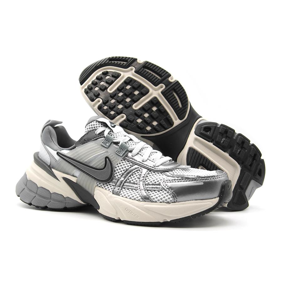 ナイキ ウィメンズ V2K ラン ピュアプラチナム/ウルフグレー レディース NIKE WMNS V2K RUN PURE PLATINUM/WOLF GREY/COOL GREY/METALLIC COOL GREY fd0736-003｜joyfoot｜08