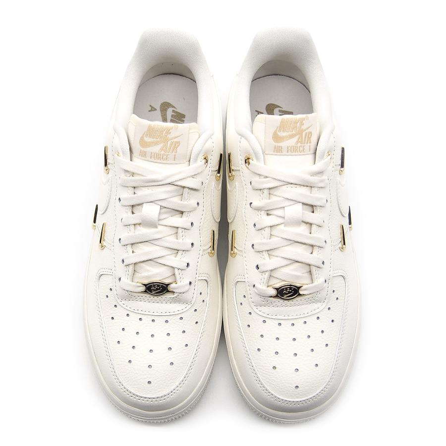 ナイキ ウィメンズ エアフォース ワン '07 LX セイル/セイル-メタリックゴールド NIKE WMNS AIR FORCE 1 '07 LX SAIL/SAIL-METALLIC GOLD fv3654-111｜joyfoot｜03