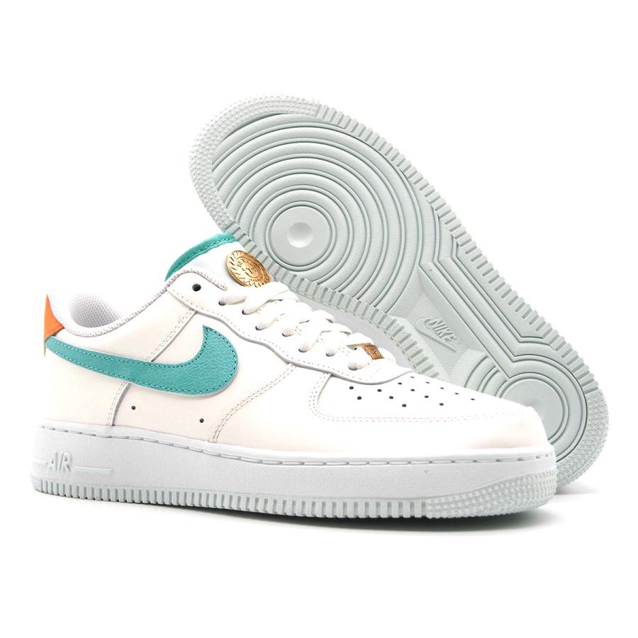 NIKE ナイキ エアフォース1 07 セイル/グリーン フロスト NIKE ナイキ エアフォース1 07 セイル/グリーン フロスト