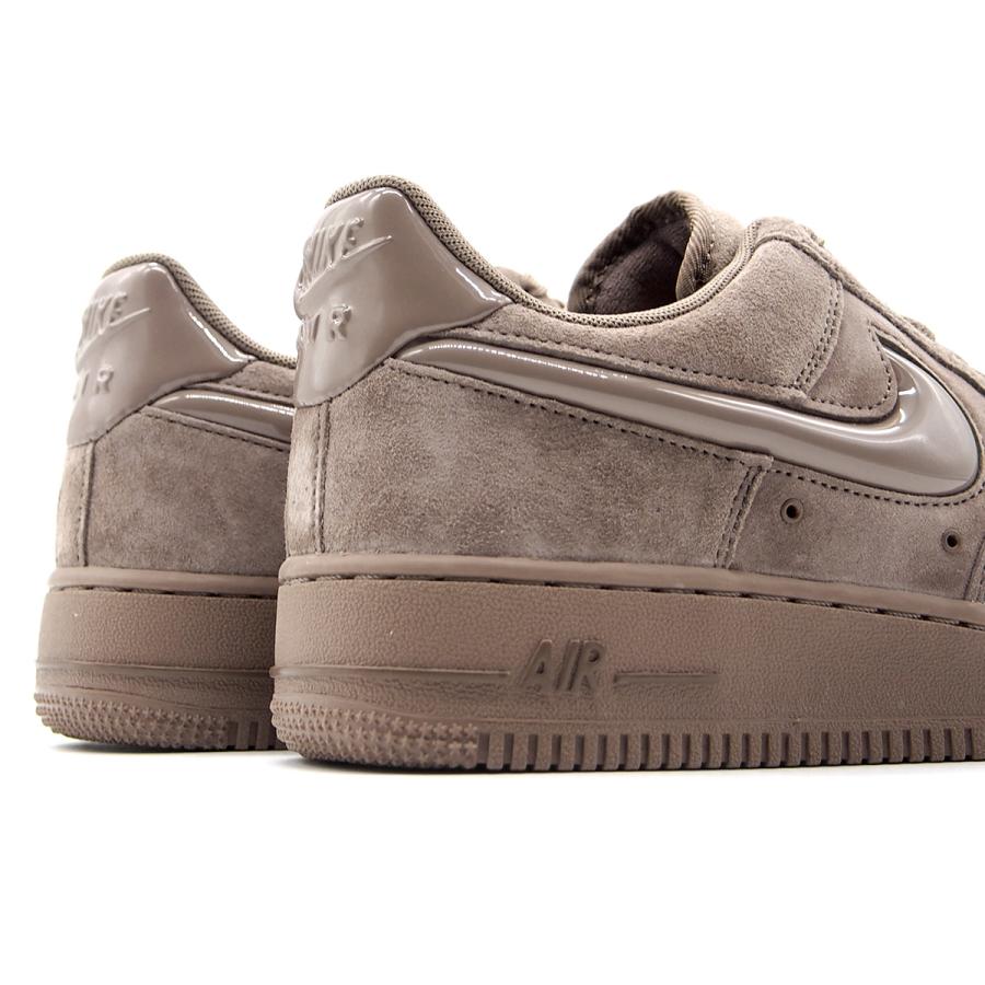新品 ナイキ エアフォース1 '07 ウィメンズ スニーカー スエード28.5 NIKE（ナイキ） 【並行輸入品】ナイキ ウィメンズ エアフォース1 '07