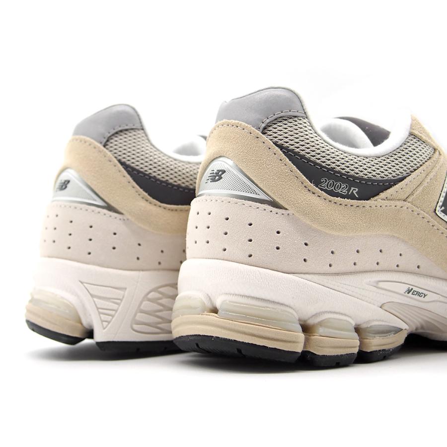 New Balance ニューバランス M2002 Dワイズ ライトベージュ メンズ 
