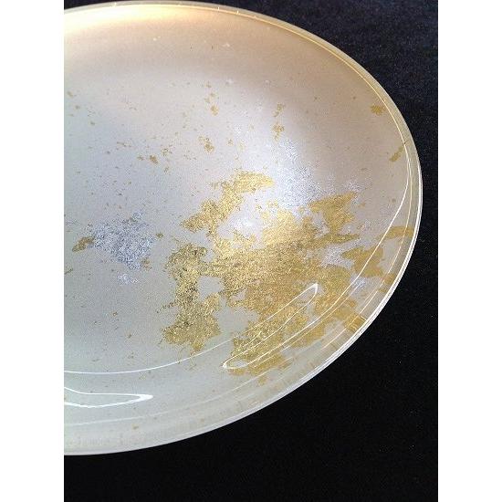 フラットプレート 約直径28センチ 漆塗りの洋食器 漆ガラス食器 お皿 食洗機対応  塗り工房ふじい MAJO マジョホワイト 金箔ホワイト色 Mサイズ 6-A-011の画像
