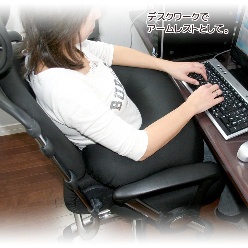 授乳クッション らくらく U字型 クッション ライカ の中材は発送当日にわた入れ加工 首枕 腰枕 読書 ゲーム おしゃれ かわいい 国産 日本製 Rakurakuraika クッション工場 抱き枕 長座布団 通販 Yahoo ショッピング