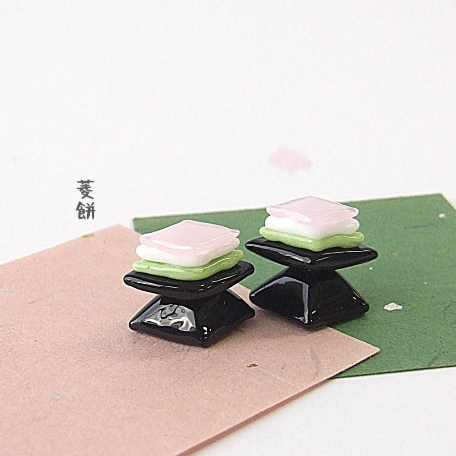 ガラス細工 お雛様 桃の節句 お道具 菱餅 和雑貨 コンパクトお雛様 雛飾りに 菱餅ペア Ca 159 Pa ガラス細工 The Joy Luck Store 通販 Yahoo ショッピング