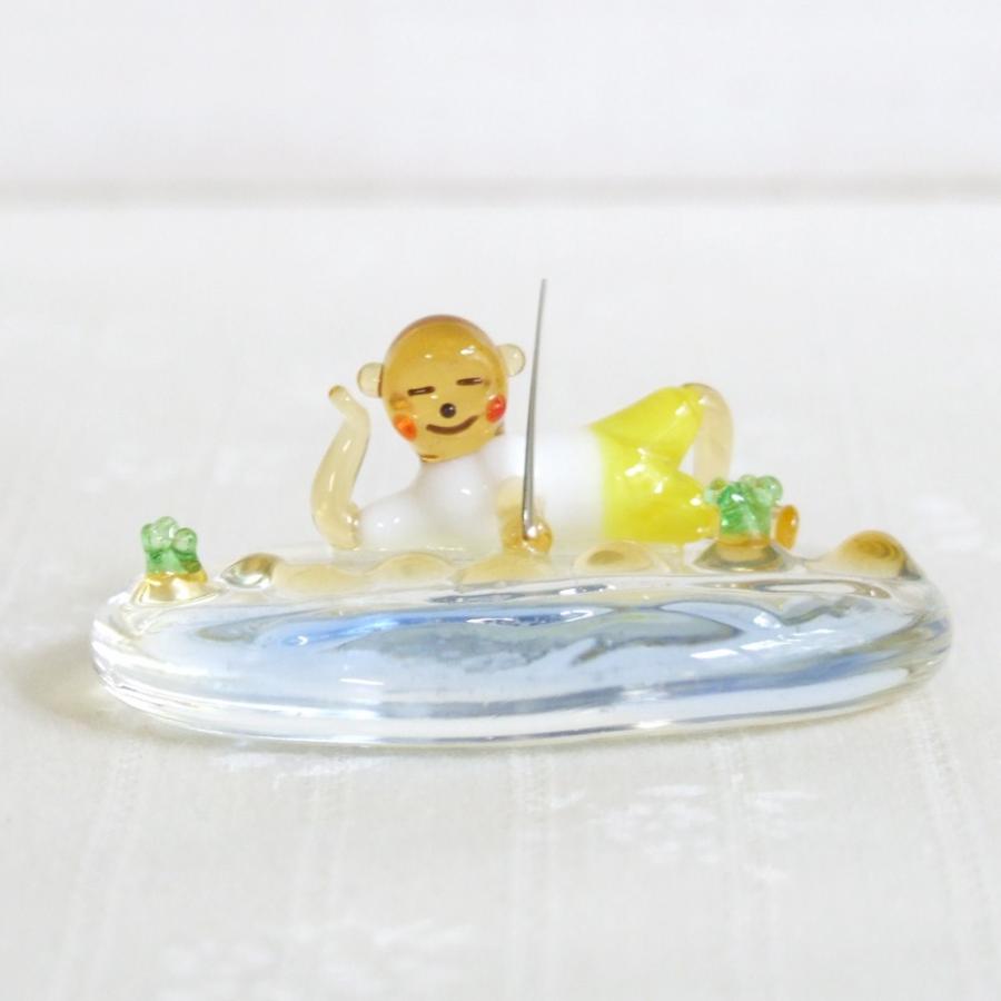 ガラス細工 ミニチュア 雑貨 置物 おさる魚釣り : ガラス細工 ガラス細工 ミニチュア 雑貨 置物 おさる魚釣り : ガラス細工