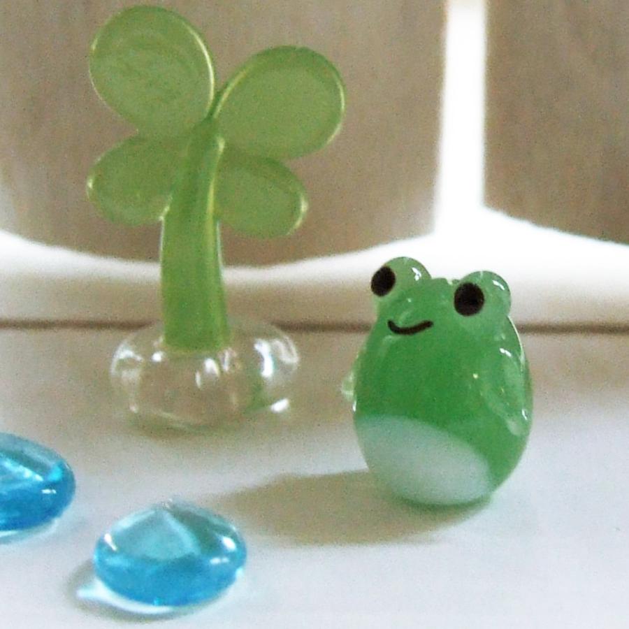 ガラス細工 かえる 梅雨グッズ カエル ミニアクアシリーズ かえる J 101 F ガラス細工 The Joy Luck Store 通販 Yahoo ショッピング