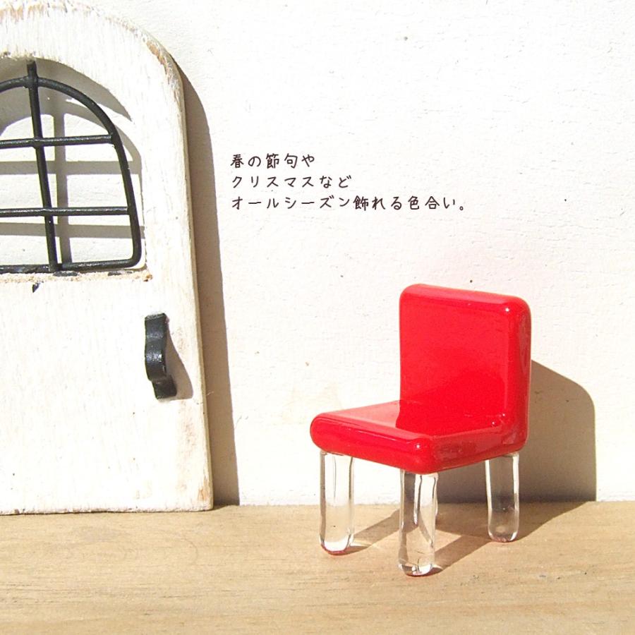 ガラス細工 ミニチュア ミニチュア家具 ミニチュアファブリック 椅子 チェアー ジオラマ 雑貨 置物 シックな硝子の家具 椅子 レッド Sa 040c Rd ガラス細工 The Joy Luck Store 通販 Yahoo ショッピング