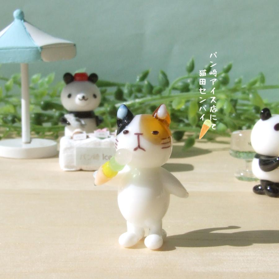 ガラス細工 ミニチュアガラス 夏 アイス 猫 猫田センパイ 雑貨 置物 冷たいアイスはいかが 猫田センパイ Sa 112c I ガラス細工 The Joy Luck Store 通販 Yahoo ショッピング