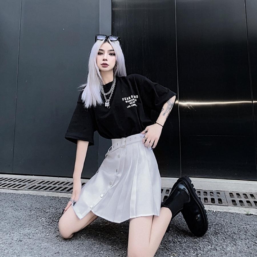 プリーツ ミニ スカート 韓国 オルチャン ストリート ベルト チェーン K Pop 原宿系 V系 個性 サブスト女子 ショート丈 ボトムス 5sk 77 メール便ok 5sk 77 Joyboxストリートショップ 通販 Yahoo ショッピング