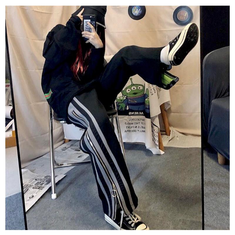 ファスナー スリット ライン パンツ ジャージ 韓国 ストリート メンズライク Hiphop K Pop オルチャン 原宿系 ダンス 衣装 レディース Pa 1444 Pa 1444 Joyboxストリートショップ 通販 Yahoo ショッピング