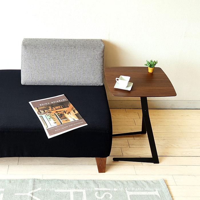 サイドテーブル コーヒーテーブル ソファ前に置きやすいコの字デザイン ウォールナット突板 スチール脚 モダンデザイン 幅44cm｜joystyleinterior｜05