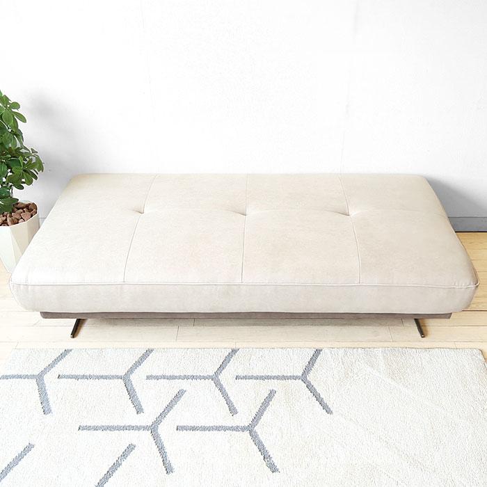 【メール便】 3人掛けソファ 3Pソファ 幅183cm デイベッドスタイル フラットソファ 開梱設置配送 レザーのような質感 ヨーロピアンスタイル 置きクッション2個付き 【ZY3043867534】(107954円)