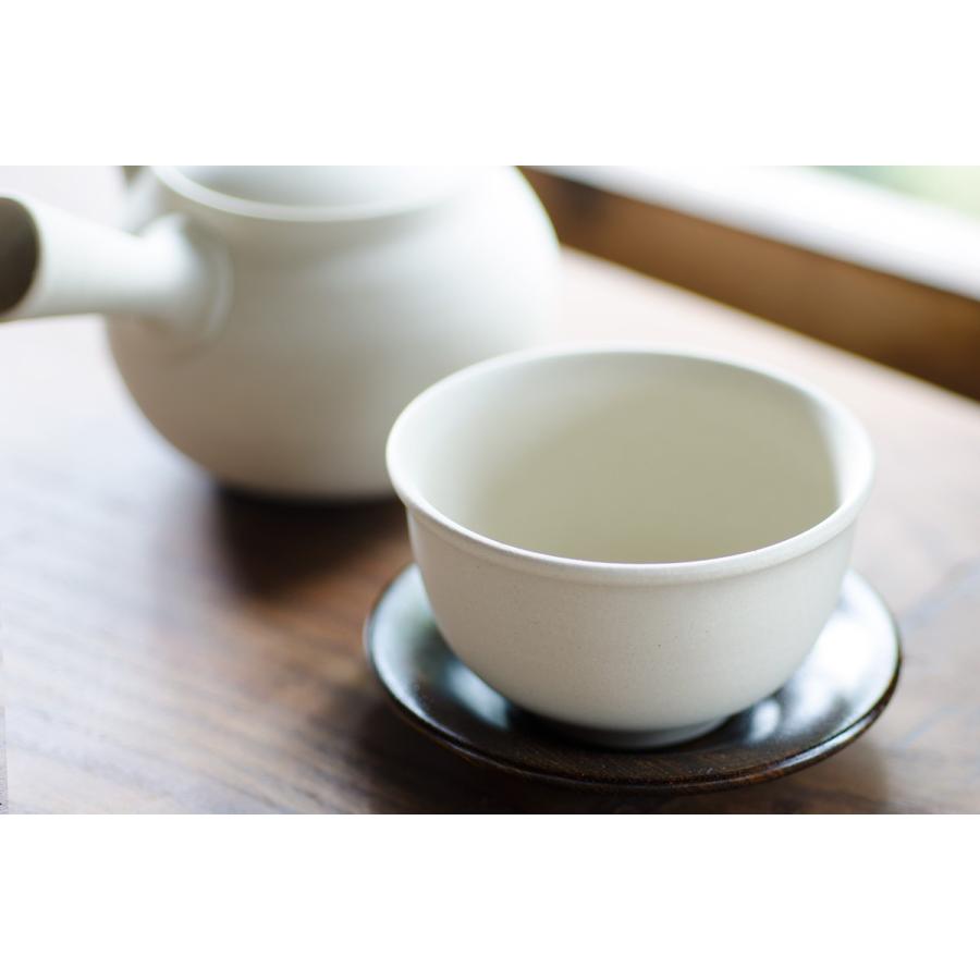 煎茶碗 普段使いの小振りな茶杯 白泥 白浜 Φ8.0cm*H4.5cm 70cc 常滑焼