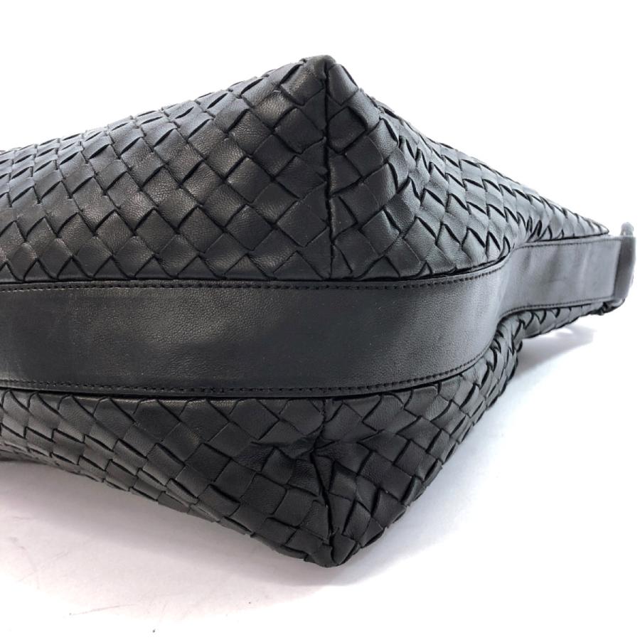 BOTTEGAVENETA ボッテガヴェネタ ショルダーバッグ イントレチャート BOTTEGAVENETA ボッテガヴェネタ ショルダーバッグ イントレチャート