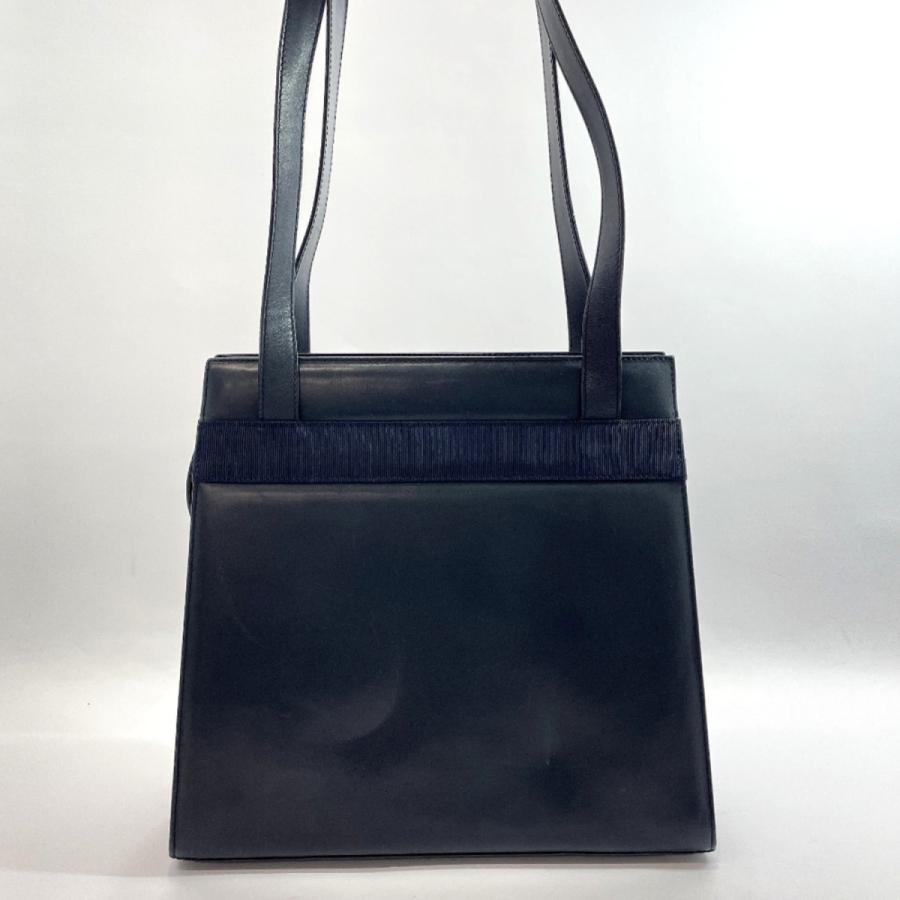 日本最大の Salvatore Ferragamo FZ-21 H836 ヴァラ ミニバッグ