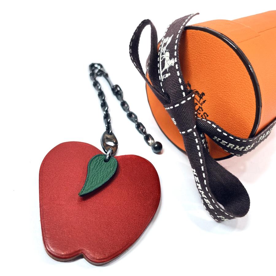 HERMES エルメス バッグチャーム キーホルダー フルーツモチーフ HERMES エルメス バッグチャーム キーホルダー フルーツモチーフ