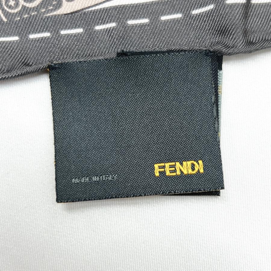 FENDI（フェンディ） スカーフ シルク100％ ピンク トライアングル