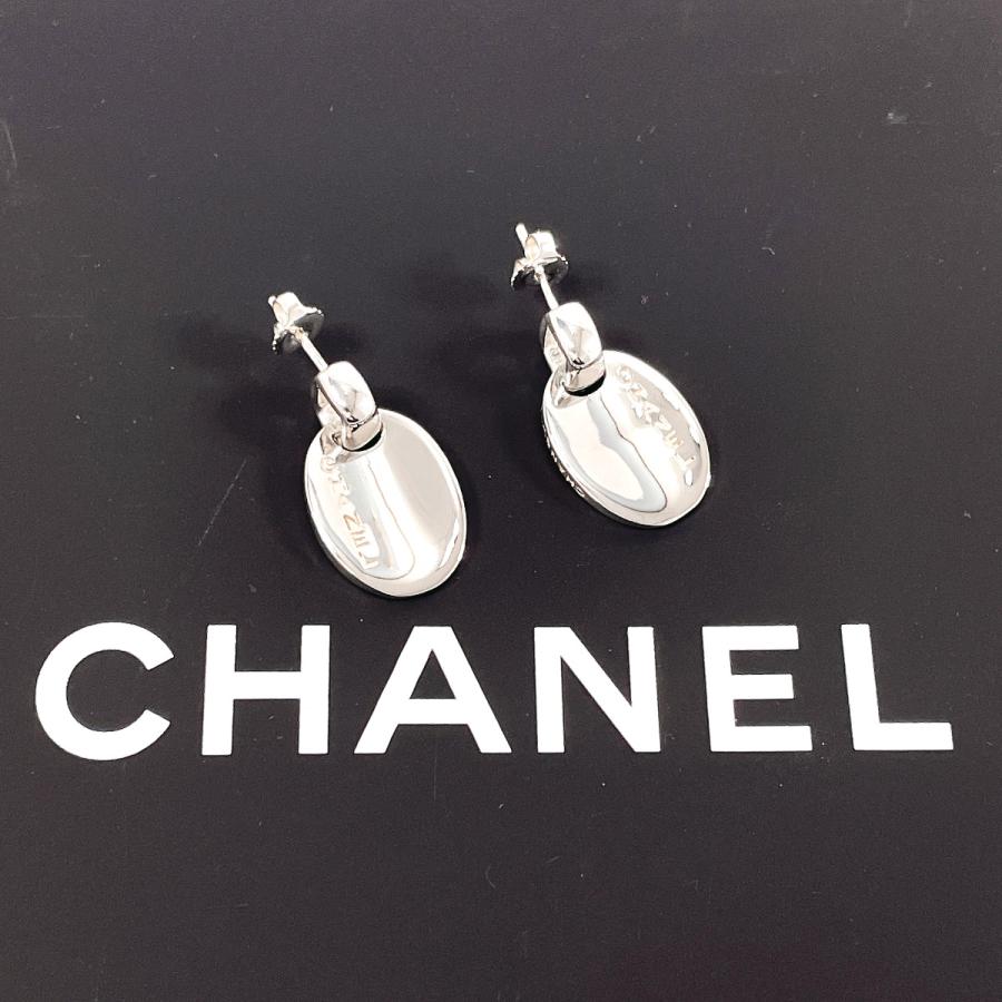CHANEL（シャネル） ピアス オーバル ロゴプレート シルバー925