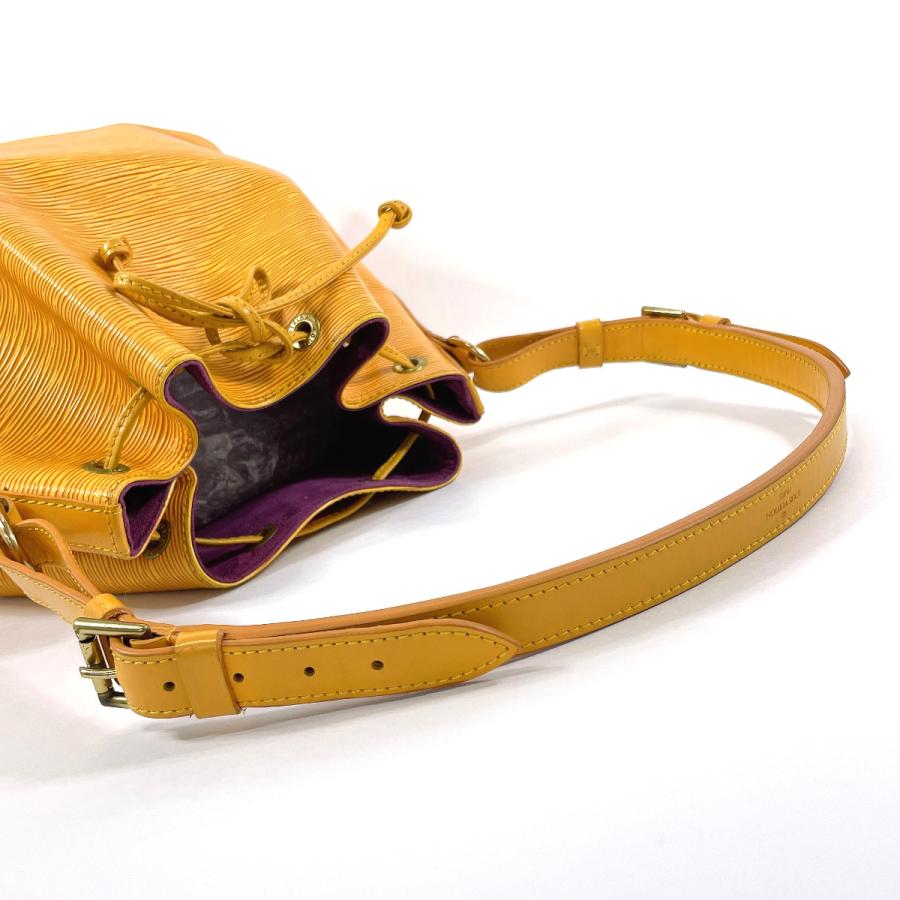 LOUIS VUITTON（ルイ・ヴィトン） ショルダーバッグ 巾着型 M44109
