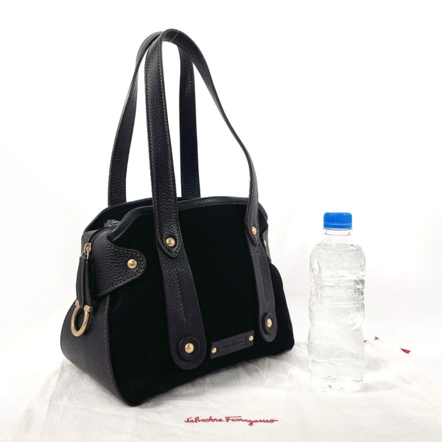 サルヴァトーレフェラガモ Salvatore Ferragamo ショルダーバッグ