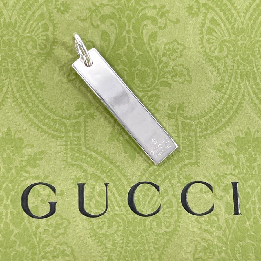 GUCCI（グッチ） ペンダントトップ ロゴプレート シルバー925