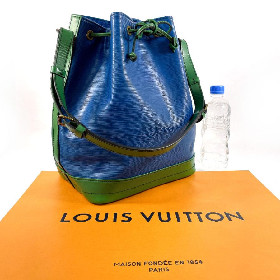LOUIS VUITTON（ルイ・ヴィトン） ショルダーバッグ 巾着バッグ 巾着型