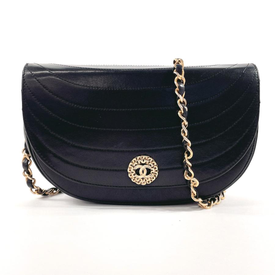 CHANEL シャネル ショルダーバッグ チェーンショルダー ハーフ CHANEL シャネル ショルダーバッグ チェーンショルダー ハーフ