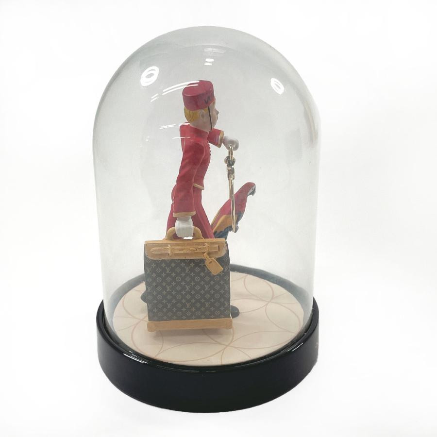 Louis Vuitton ベルボーイ人形 ガラスドーム付き Louis Vuitton ベルボーイ フィギュア - メルカリ