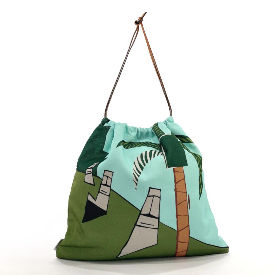 LOEWE（ロエベ） ドローストリングポーチ ケンプライス カプセル