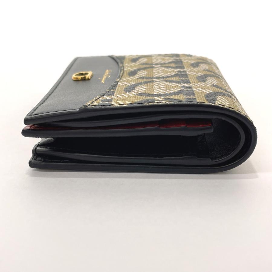 サルヴァトーレフェラガモ Salvatore Ferragamo 二つ折り財布