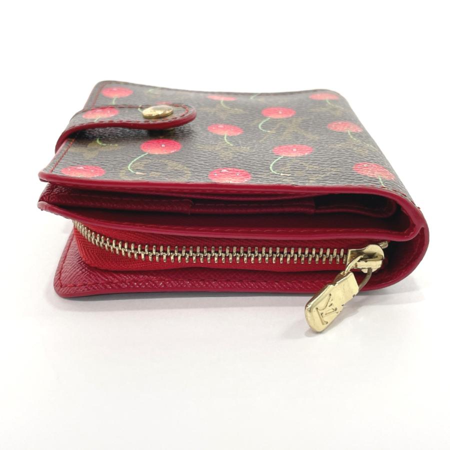 LOUIS VUITTON（ルイ・ヴィトン） 二つ折り財布 M95005 コンパクト