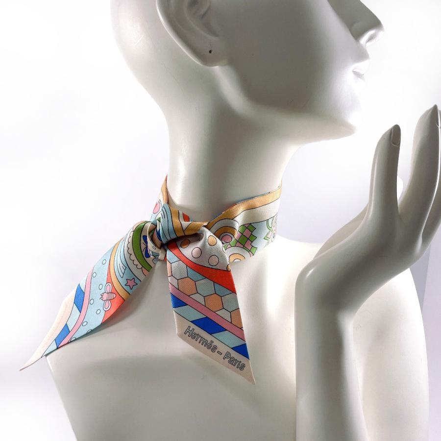 HERMES（エルメス） ツイリー スカーフ Les Murmures de la Foret 森の