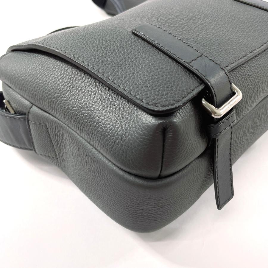 LOEWE（ロエベ） ショルダーバッグ ミリタリー メッセンジャーバッグ