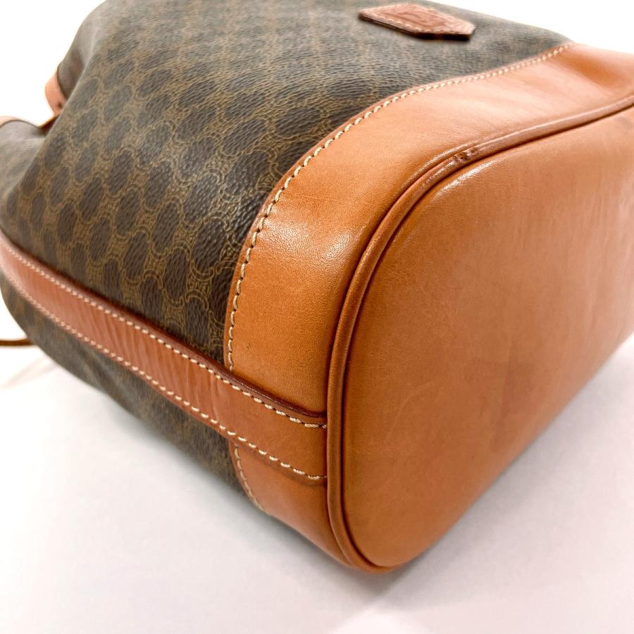 CELINE(セリーヌ) ショルダーバッグ マカダム柄 ダークブラウン×ベージュ×ブラウン 巾着型 PVC(塩化ビニール)×レザー CELINE セリーヌ マカダム柄 PVC/レザー 巾着ショルダーバッグ