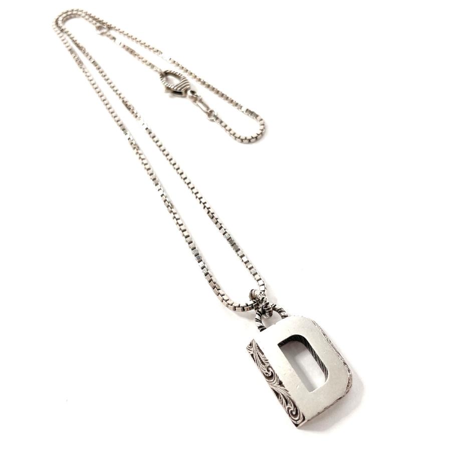 GUCCI（グッチ） ネックレス イニシャルネックレス D アルファベット