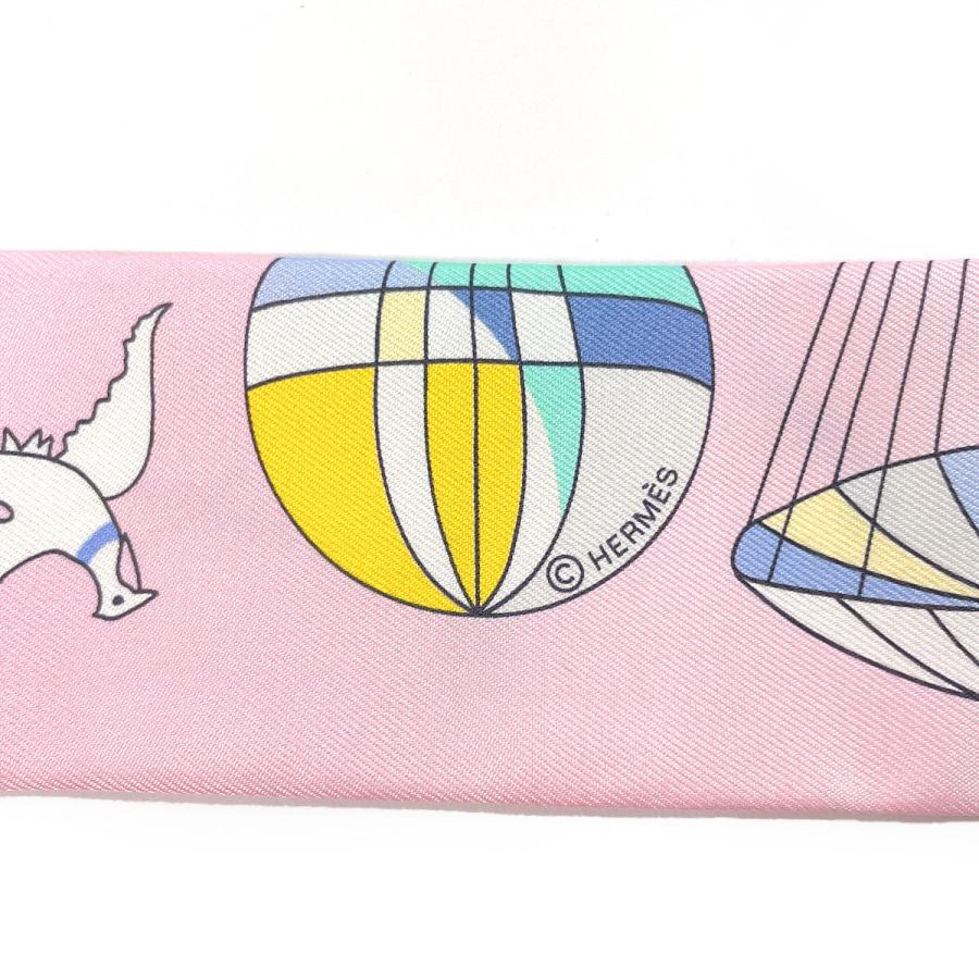 HERMES（エルメス） ツイリー LES FOLIES DU CIEL 大空の狂気 2022年