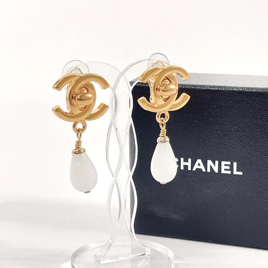 CHANEL（シャネル） イヤリング ココマーク メタル ゴールド 96 A