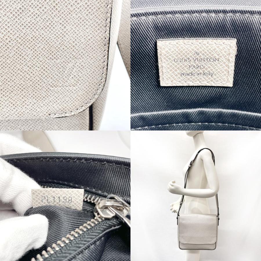 LOUIS VUITTON（ルイ・ヴィトン） ショルダーバッグ M32733 ロマン PM