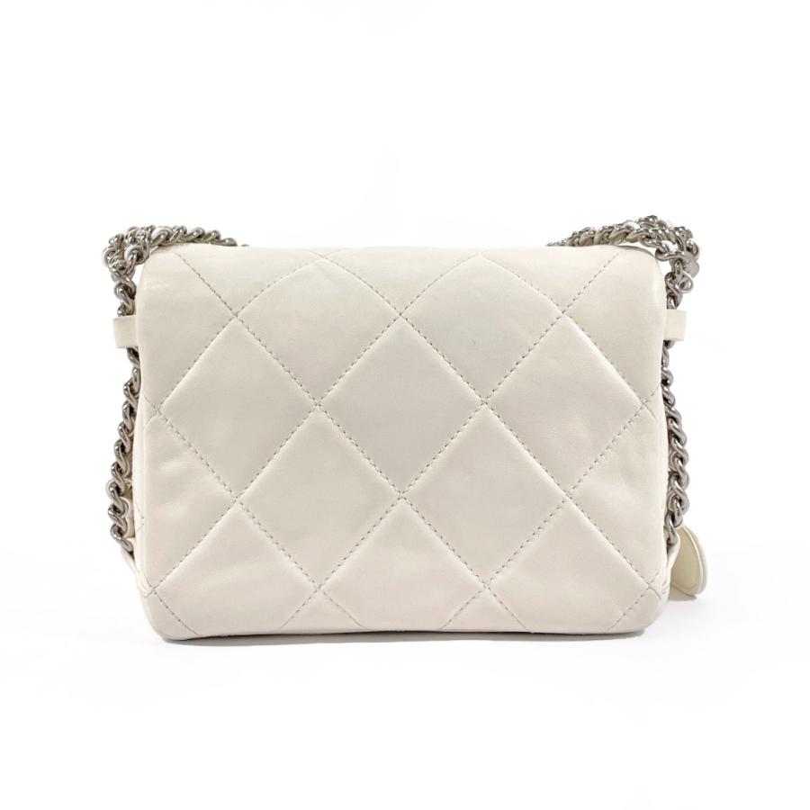 CHANEL（シャネル） ショルダーバッグ マトラッセ チェーンショルダー
