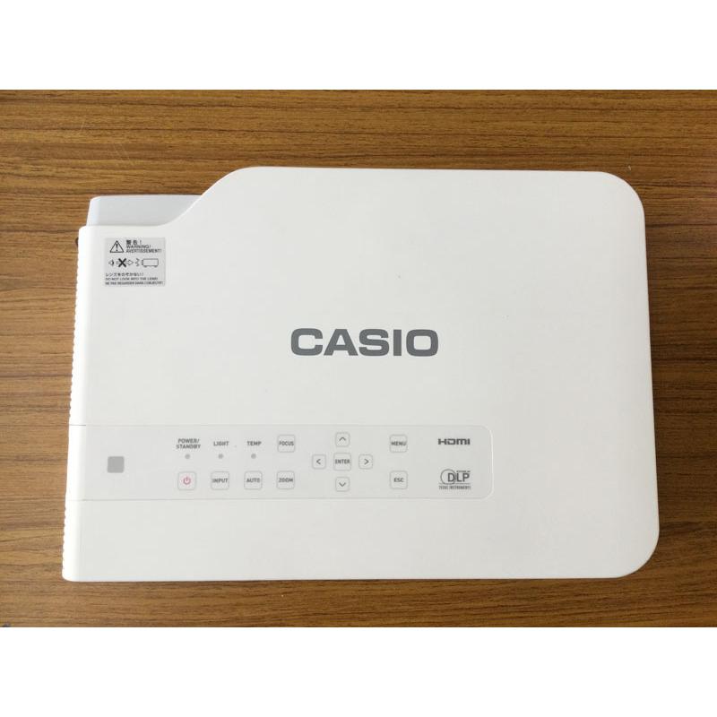 CASIO（カシオ） XJ-A142 スリムモデルプロジェクター ライト使用時間4